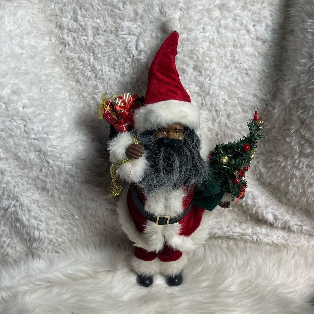 NWT Ashland Christmas Collectible Santa African American Santa Figure 16”
